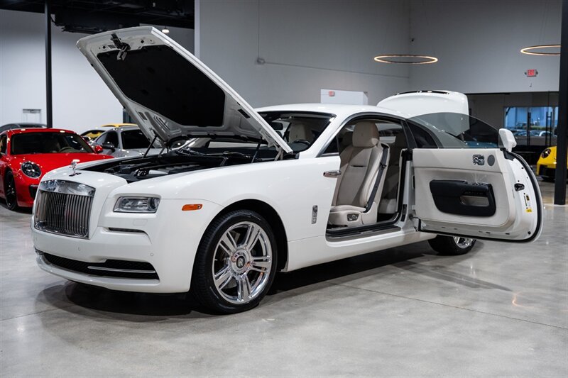 Used 2016 Rolls-Royce Wraith RWD image 34