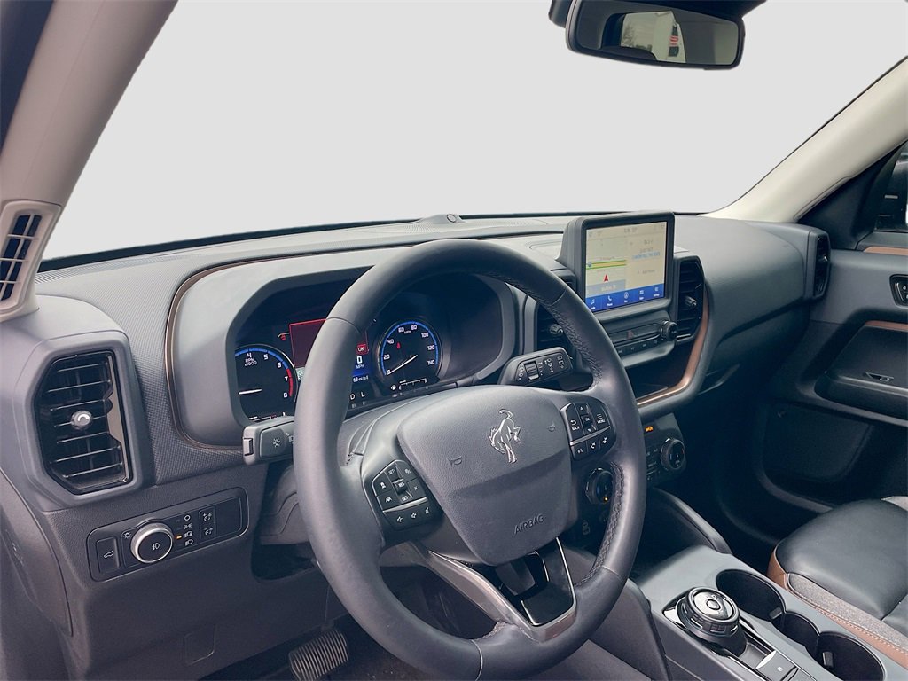 Used 2024 Ford Bronco Sport Outer Banks w/ Tech Package image 11