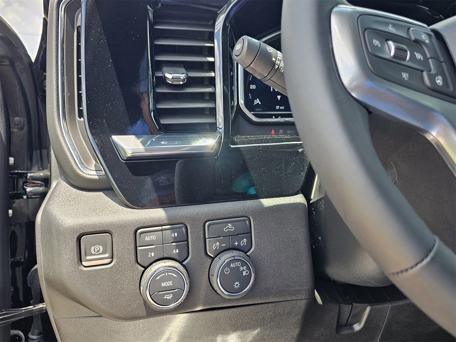 New 2025 Chevrolet Silverado 1500 LT image 20