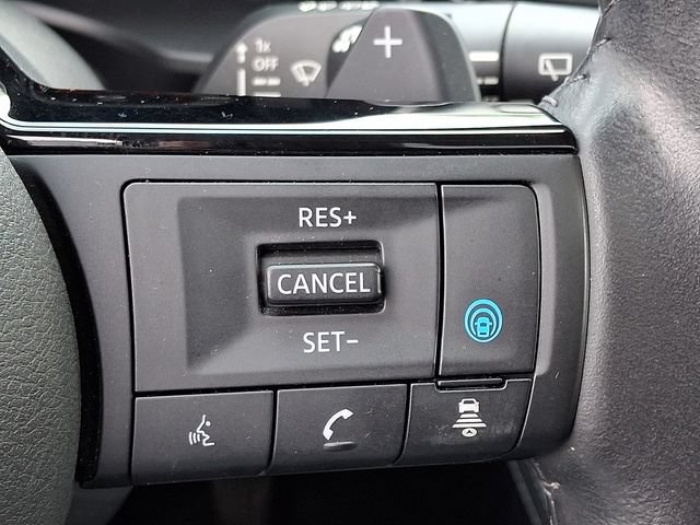 Used 2023 Nissan Rogue Platinum AWD/4WD image 23