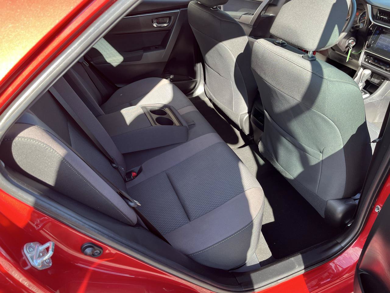 Used 2019 Toyota Corolla LE FWD image 25