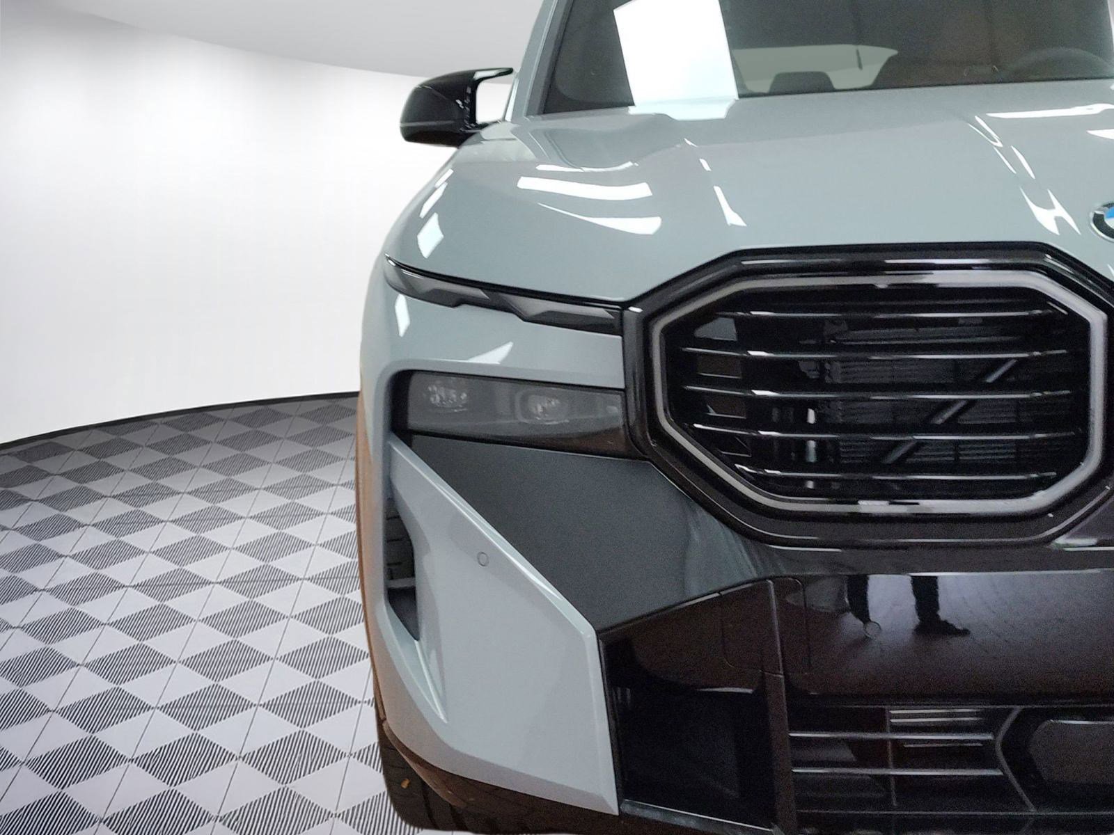 Used 2026 BMW XM Label Red image 10