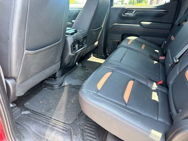 Used 2023 GMC Sierra 1500 AT4 w/ AT4 Premium Package AWD/4WD image 11