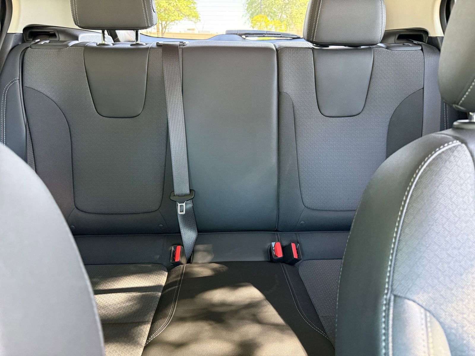 Used 2025 Buick Encore GX Preferred FWD image 38