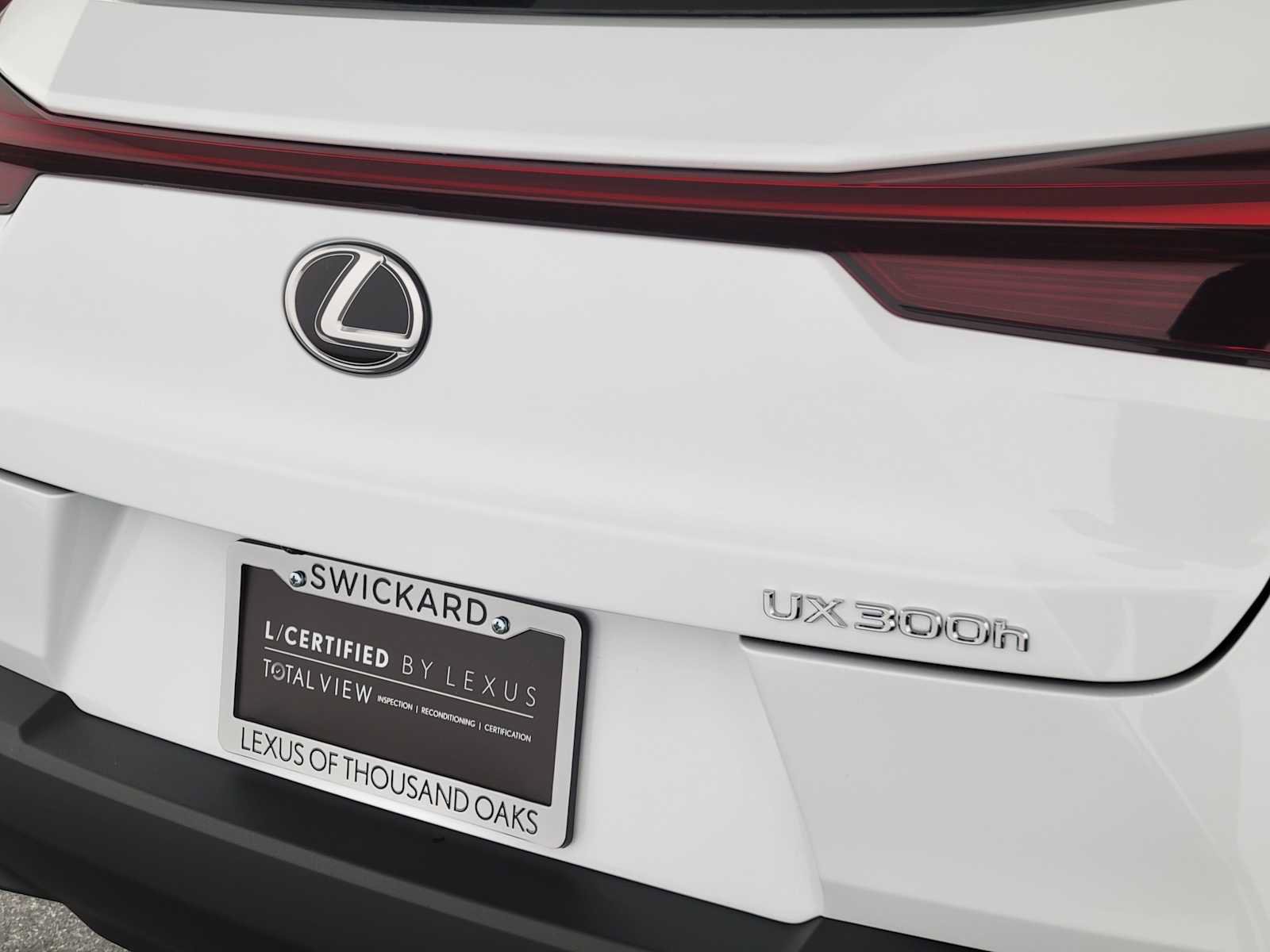 Certified 2026 Lexus UX 300h FWD image 13