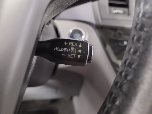 Used 2019 Toyota Sienna XLE Premium FWD image 24