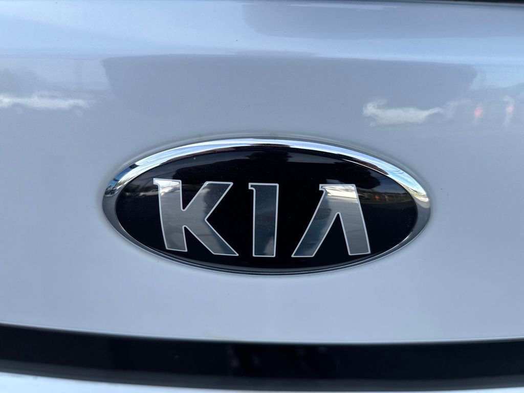 Used 2020 Kia Soul EX FWD image 27