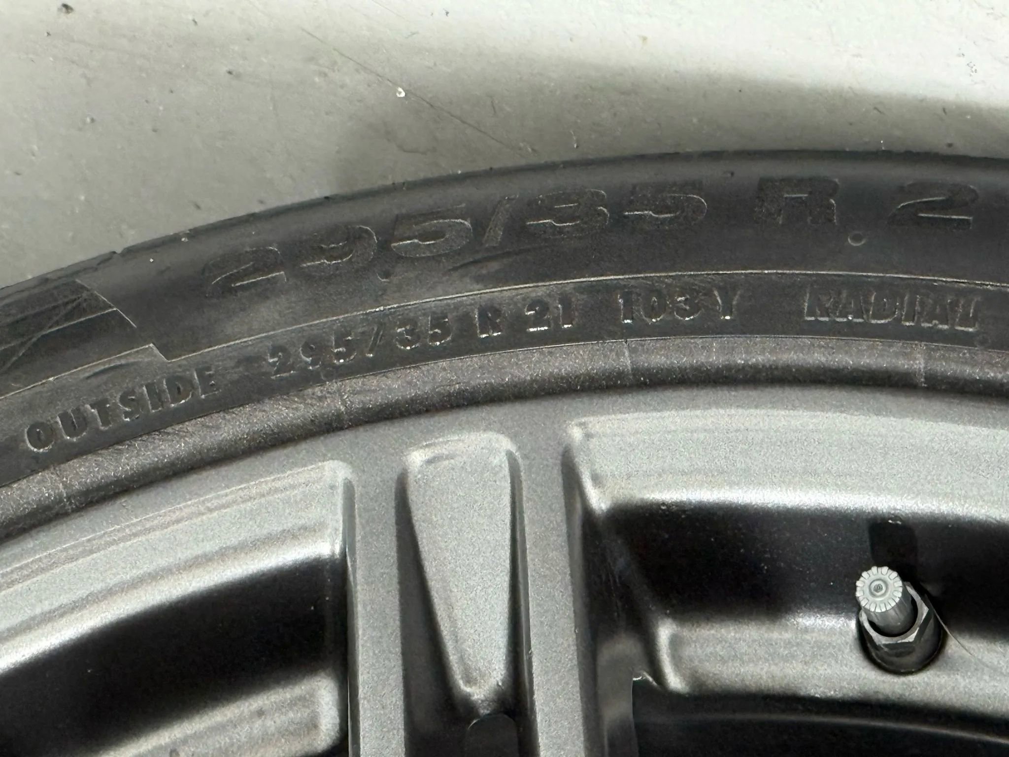 Used 2018 Porsche Cayenne Platinum Edition image 46