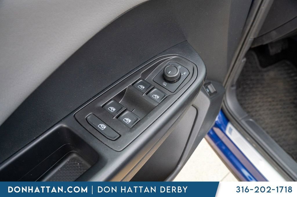 Used 2023 Volkswagen Taos SE AWD/4WD image 15