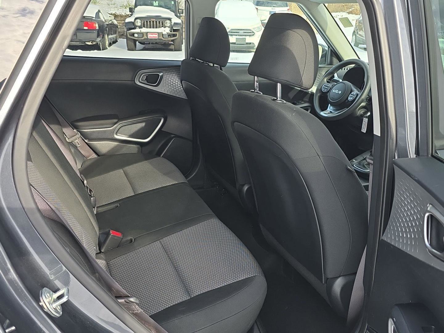Used 2023 Kia Soul LX w/ Option Group 015 image 29
