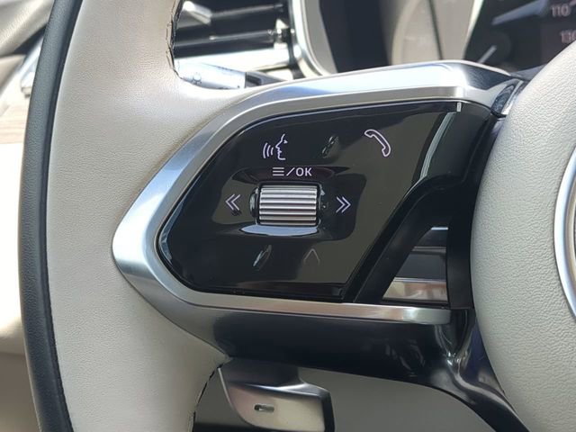 Used 2022 Jaguar F-PACE S image 31