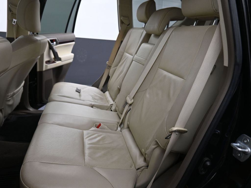 Used 2019 Lexus GX 460 Premium w/ Premium Package image 15