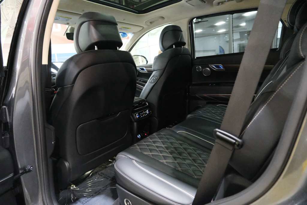 Used 2023 Genesis GV80 3.5T AWD/4WD image 21