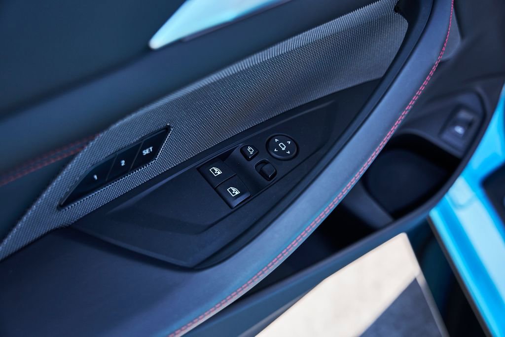 Used 2025 BMW M4 CS image 36