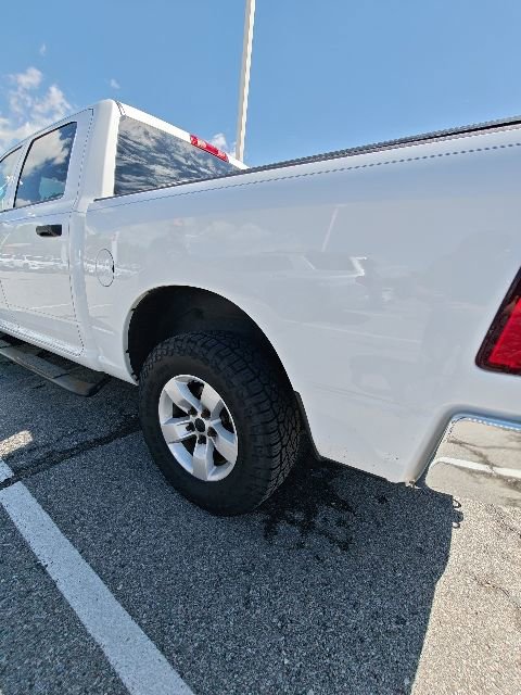 Used 2020 RAM 1500 Tradesman w/ Chrome Appearance Group AWD/4WD image 3