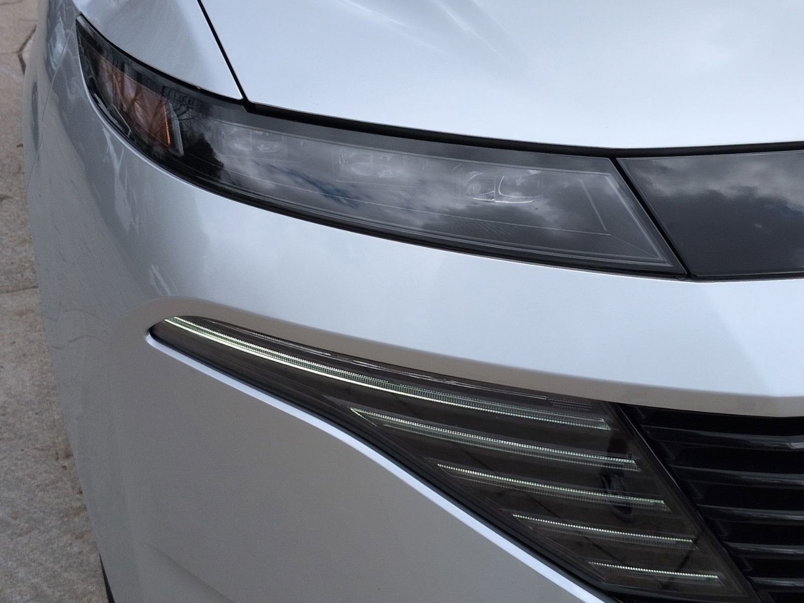 Certified 2025 Nissan Murano SV image 36