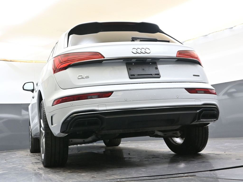 Certified 2025 Audi Q5 2.0T Premium w/ Convenience Plus Package image 32