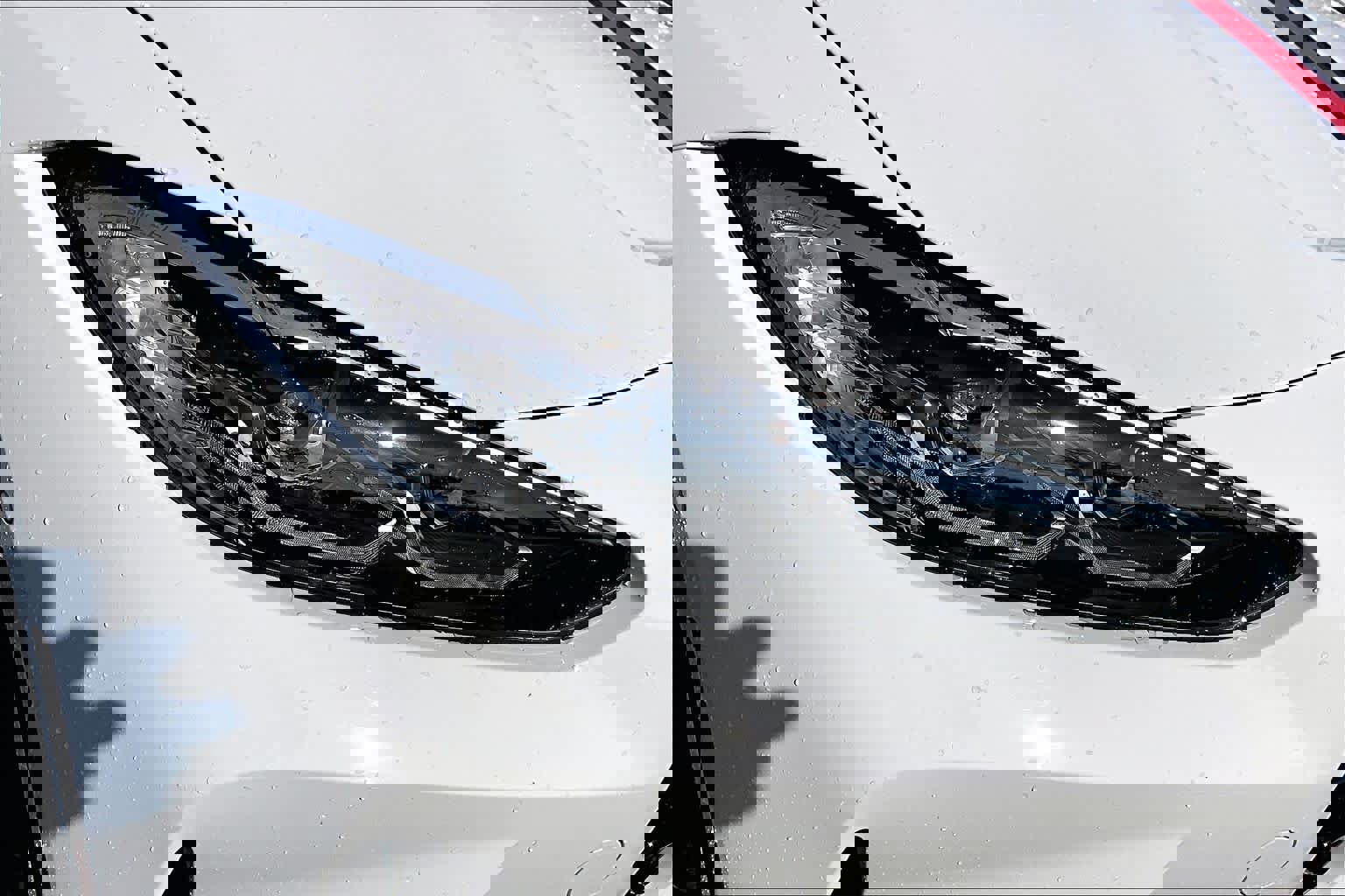 Used 2024 BMW M4 Coupe w/ Executive Package image 28