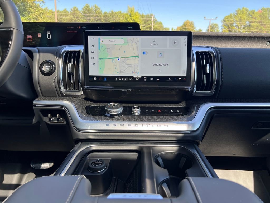 New 2025 Ford Expedition Platinum w/ Stealth Performance Package image 28