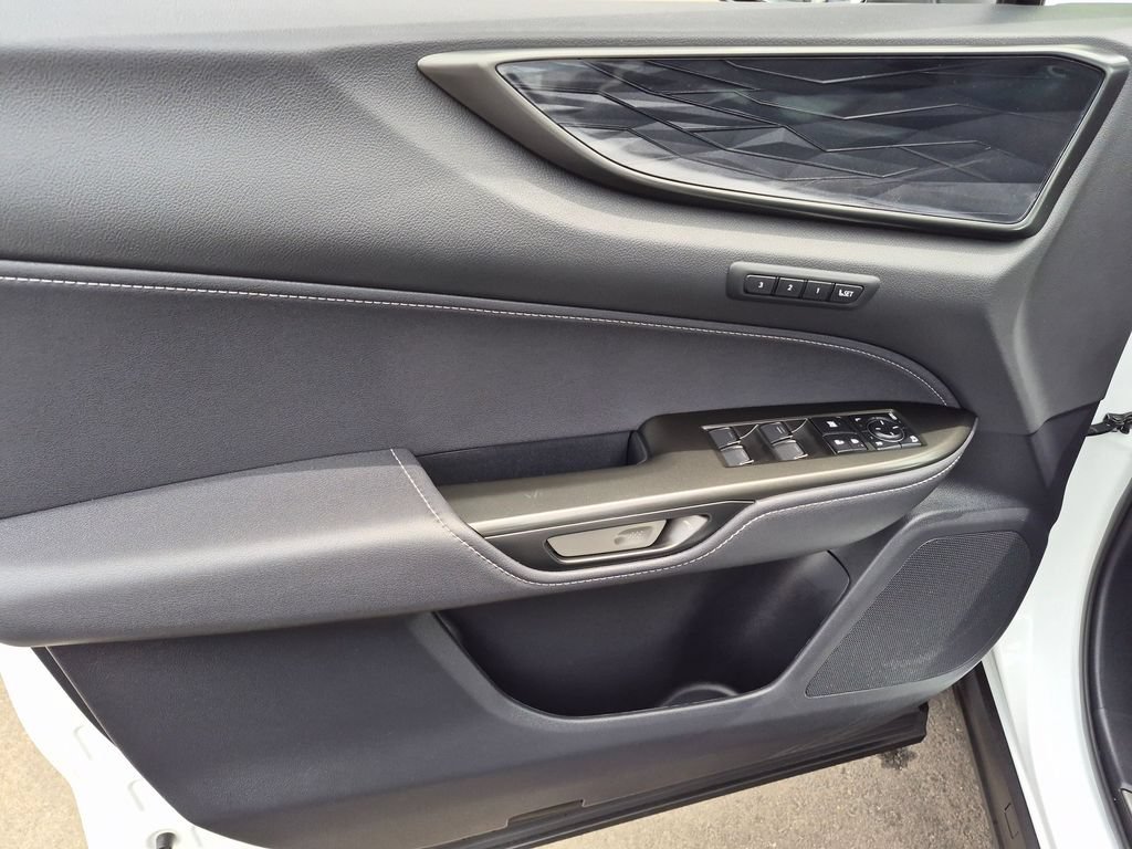 Used 2025 Lexus NX 350h AWD w/ Accessory Package (2T) image 13