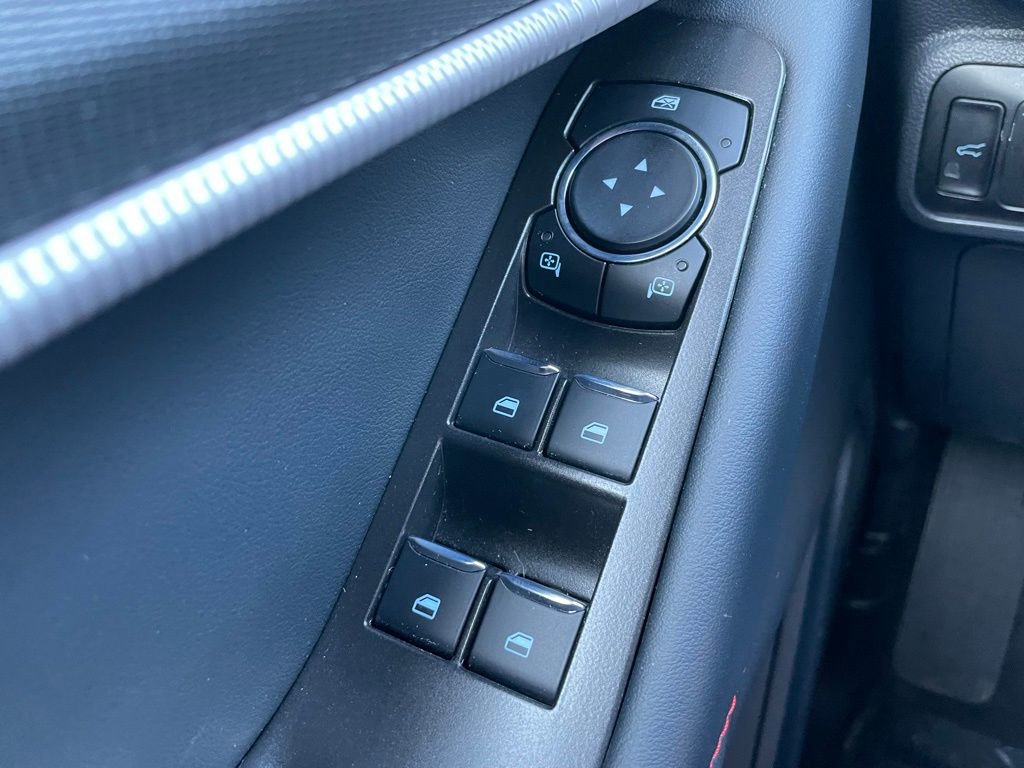 Used 2025 Ford Explorer ST-Line AWD/4WD image 26