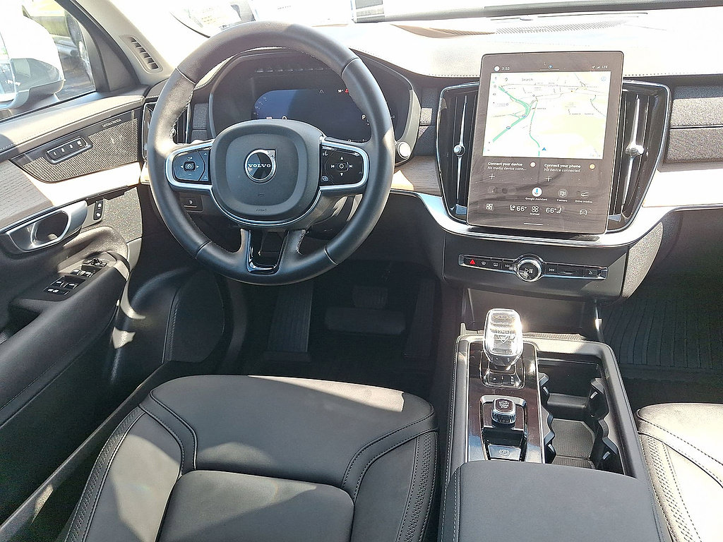 Used 2025 Volvo XC90 T8 Plus w/ Protection Package Premier AWD/4WD image 15