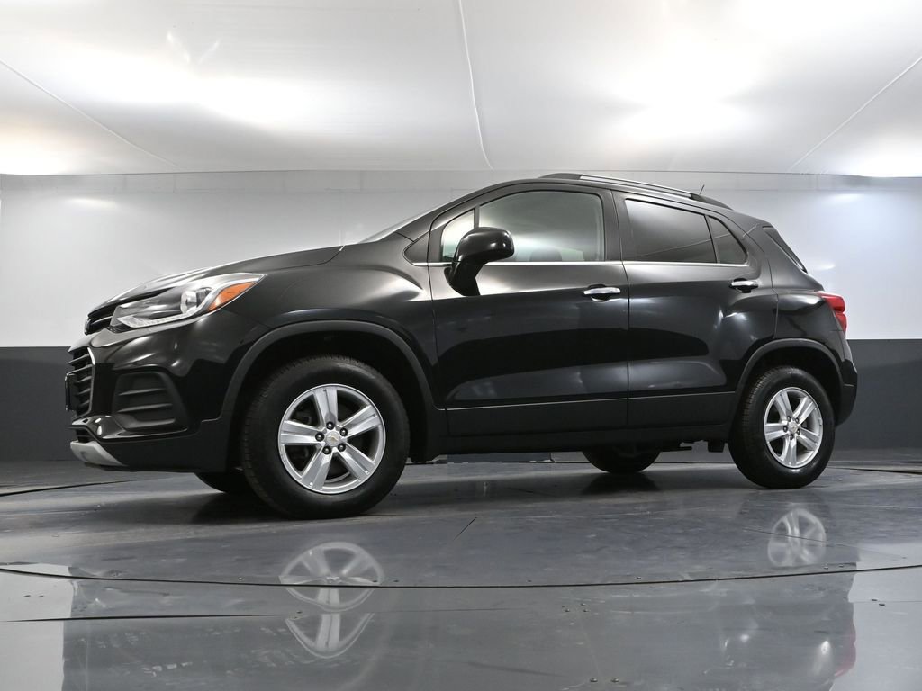 Used 2020 Chevrolet Trax LT w/ LT Convenience Package AWD/4WD image 47