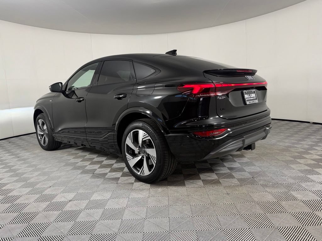 Used 2025 Audi Q6 e-tron Premium Plus w/ Premium Plus AWD/4WD image 9