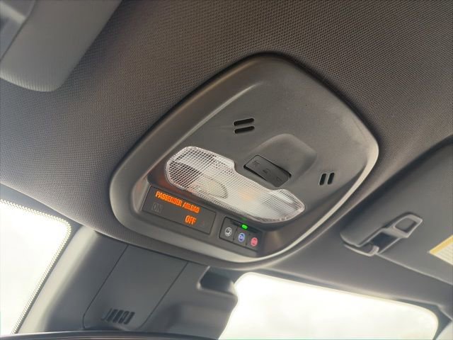 Used 2024 Chevrolet Trax RS w/ Driver Confidence Package image 28