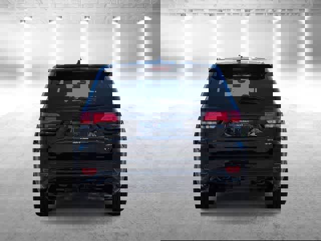 Used 2017 Jeep Grand Cherokee SRT image 7