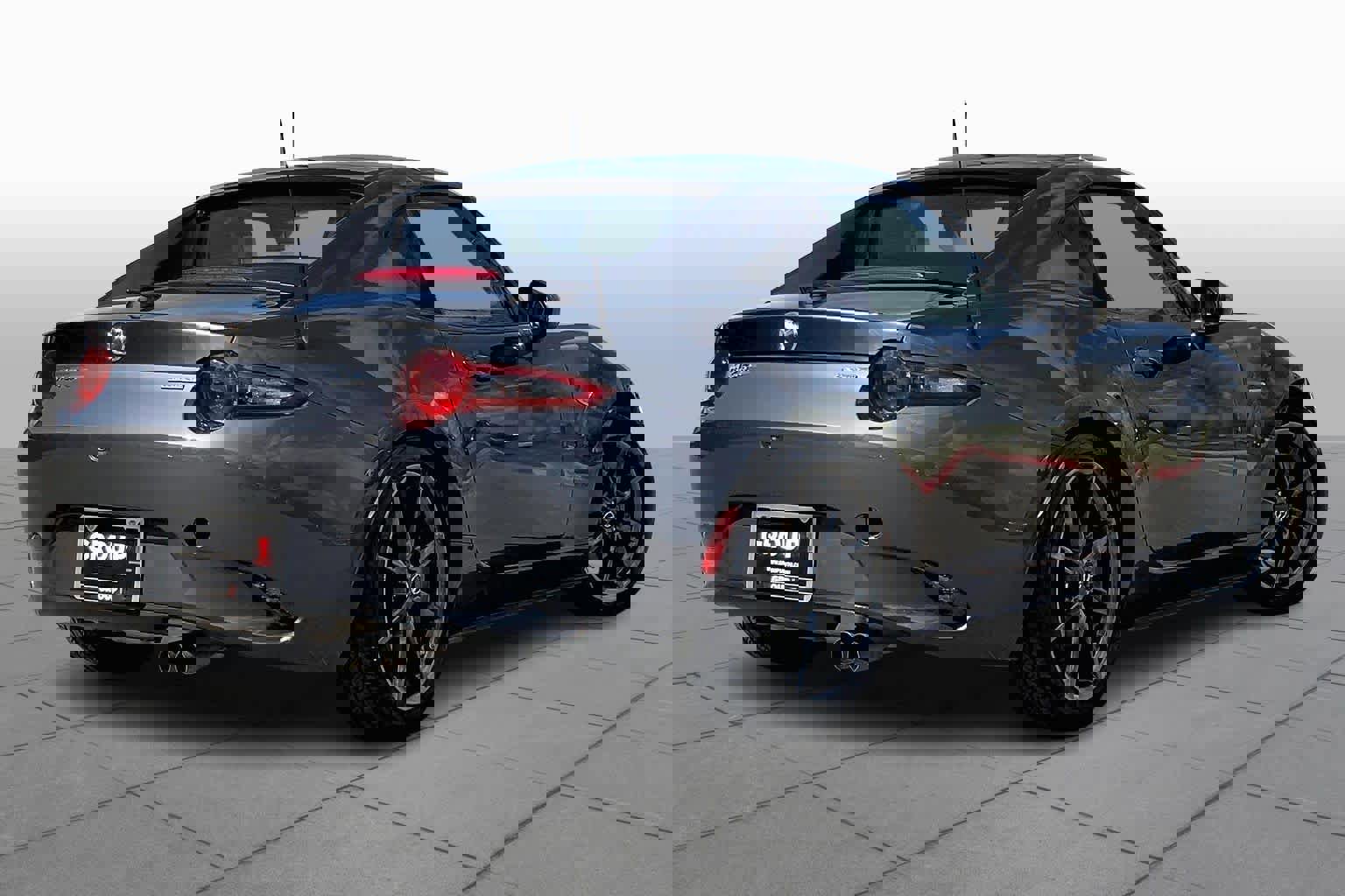 Used 2020 MAZDA MX-5 Miata RF Grand Touring image 12