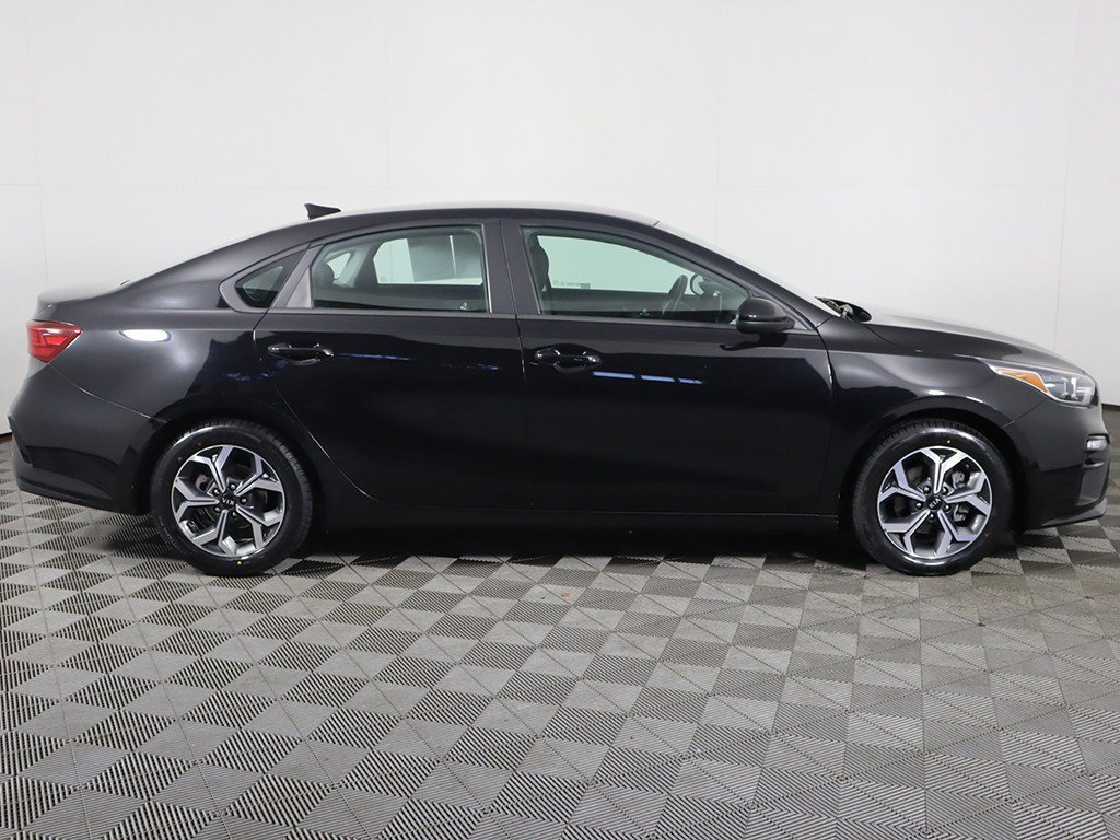Used 2020 Kia Forte LXS FWD image 15