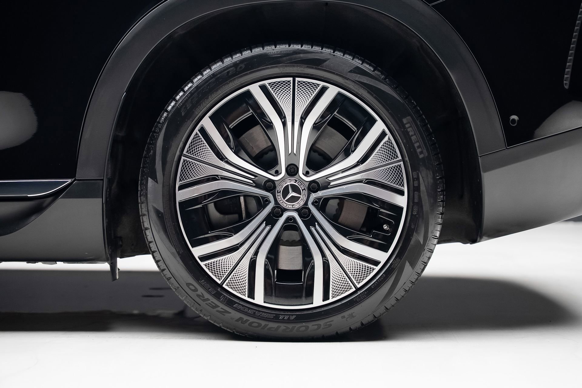 Used 2023 Mercedes-Benz EQE 350+ 4MATIC SUV image 22