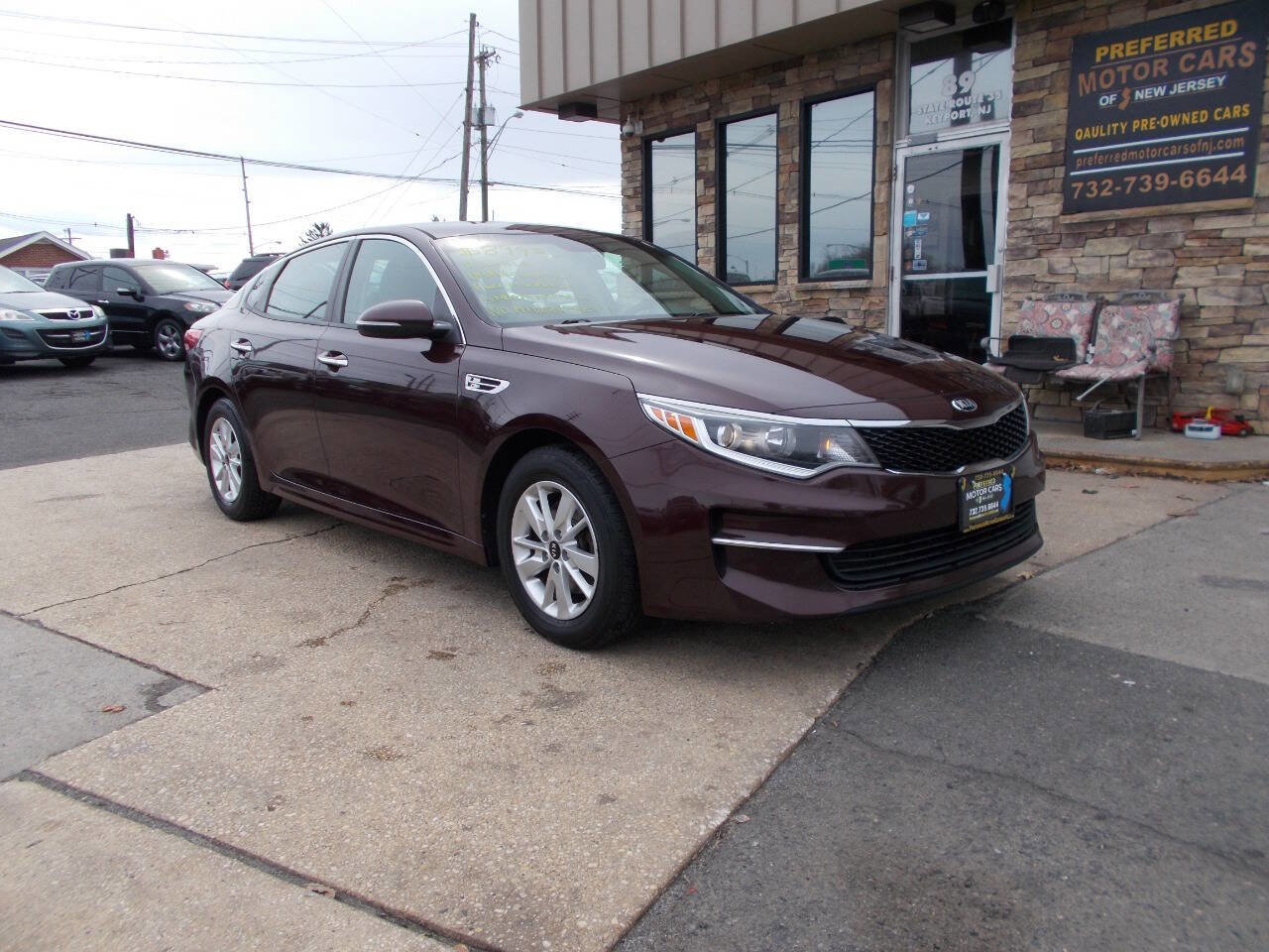Used 2017 Kia Optima LX image 1