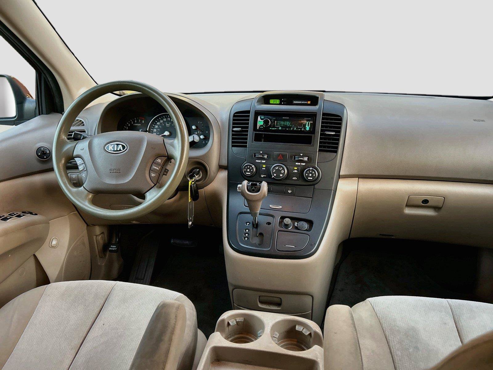 Used 2012 Kia Sedona LX FWD image 17