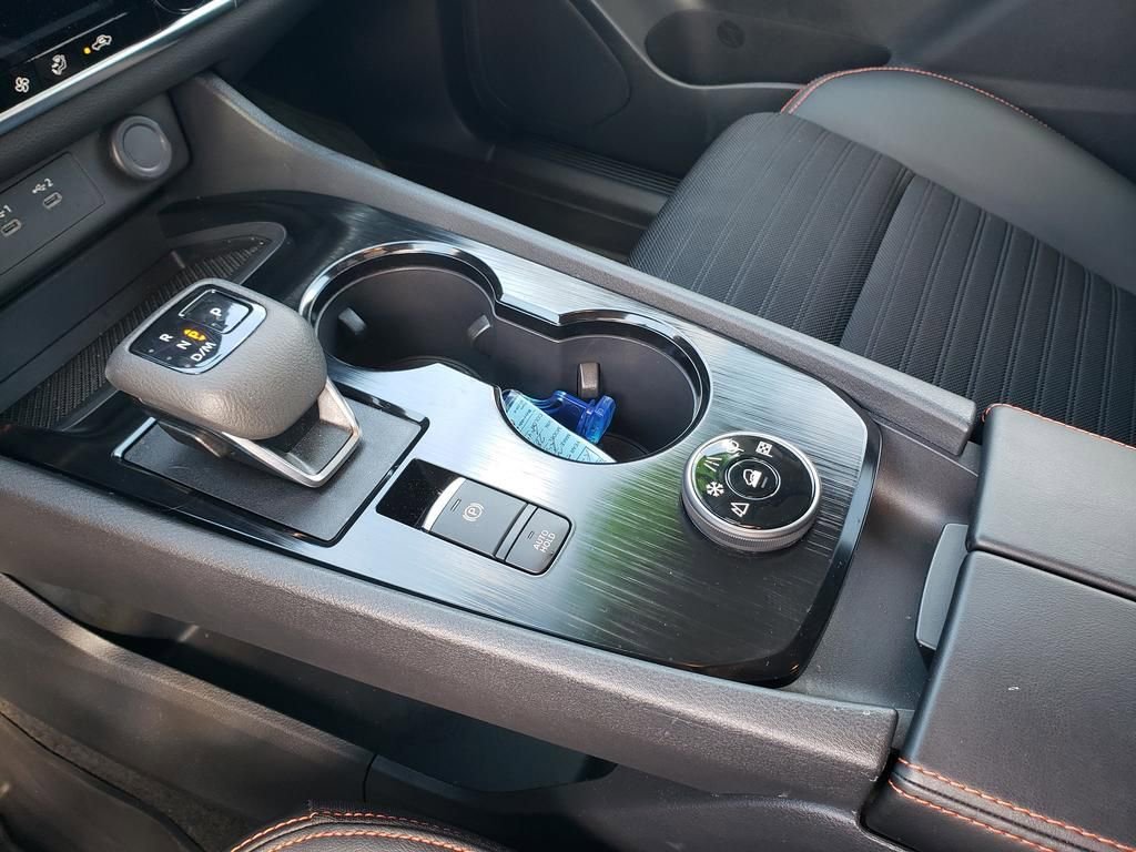 Certified 2025 Nissan Rogue SV AWD/4WD image 38