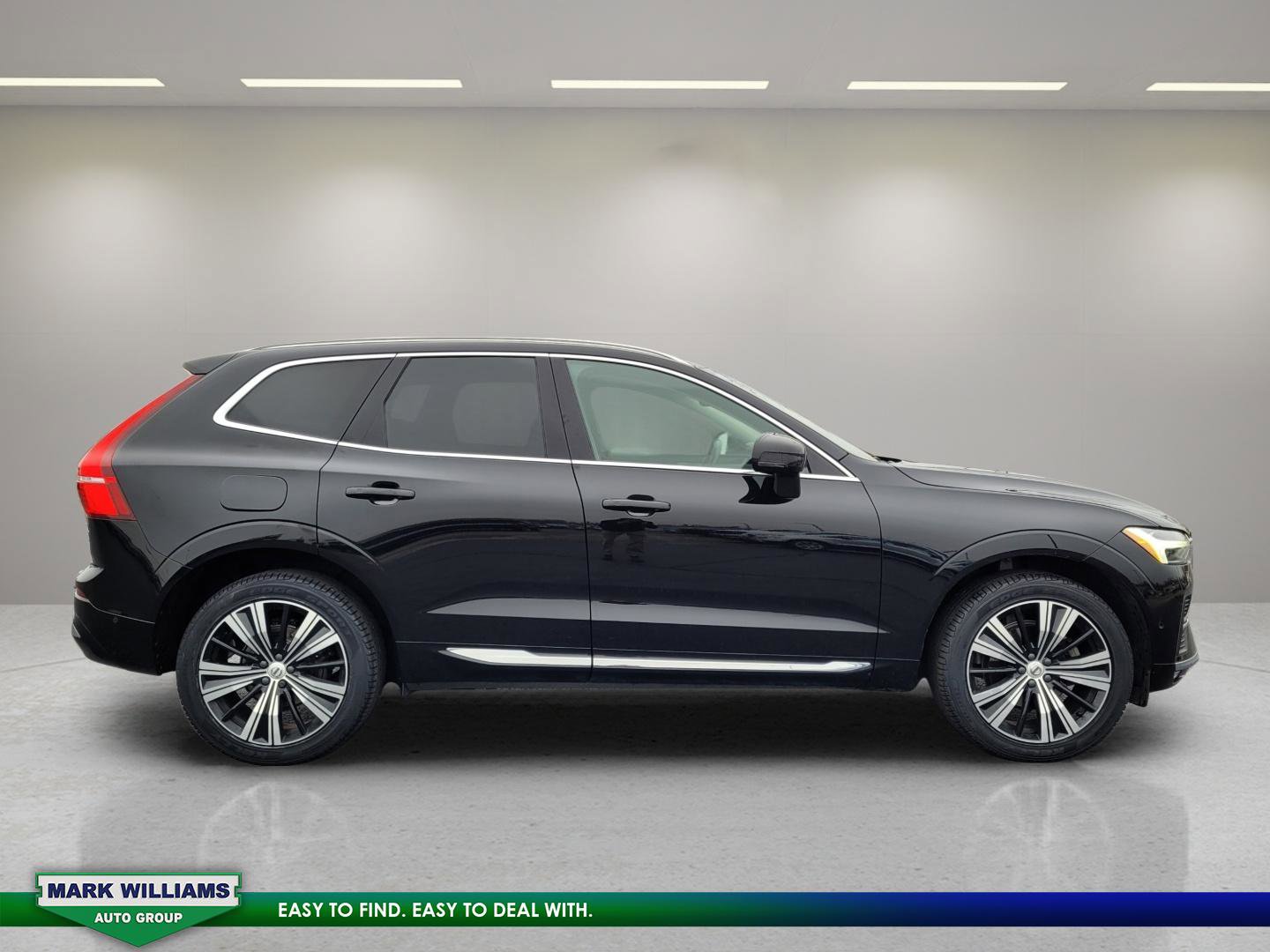 Used 2022 Volvo XC60 B5 Inscription w/ Advanced Package image 9