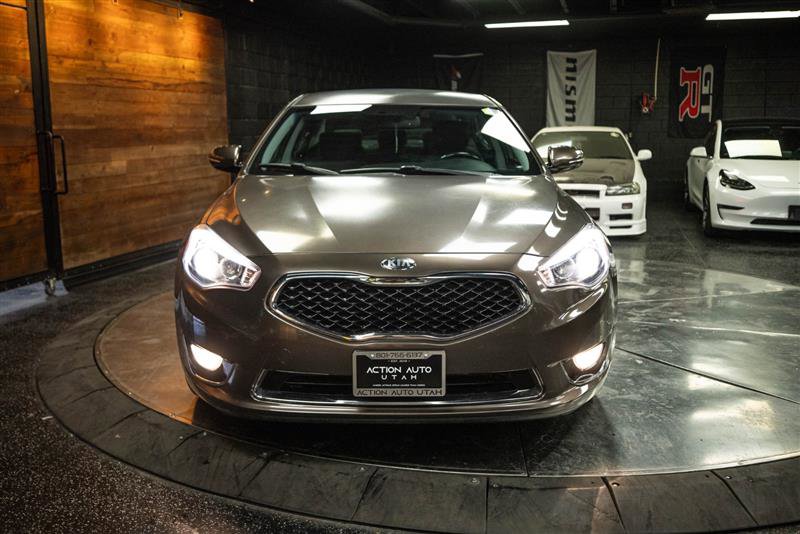 Used 2014 Kia Cadenza Premium image 4