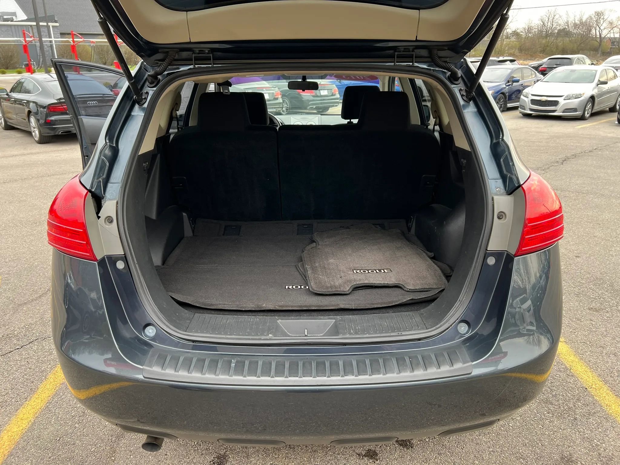 Used 2013 Nissan Rogue S w/ Special Edition Pkg image 30