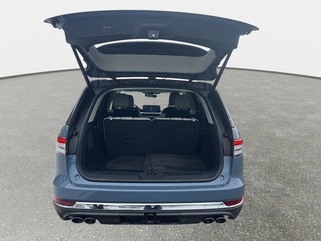 New 2026 Lincoln Aviator Premiere image 9