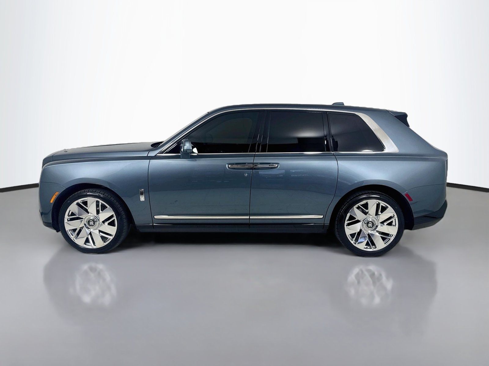 Certified 2026 Rolls-Royce Cullinan AWD/4WD image 5
