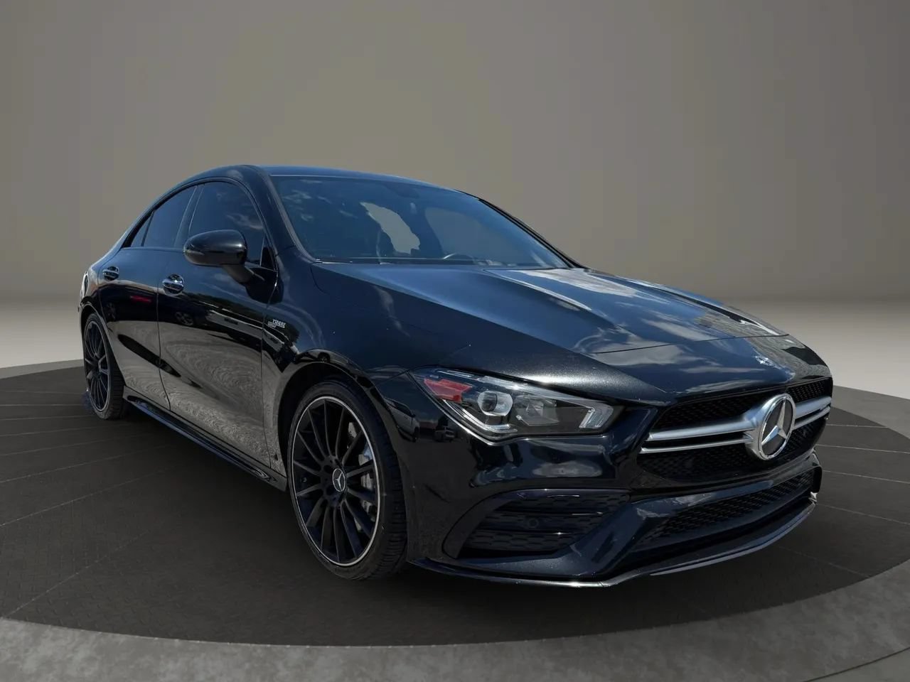 Used 2021 Mercedes-Benz CLA 35 AMG 4MATIC image 4