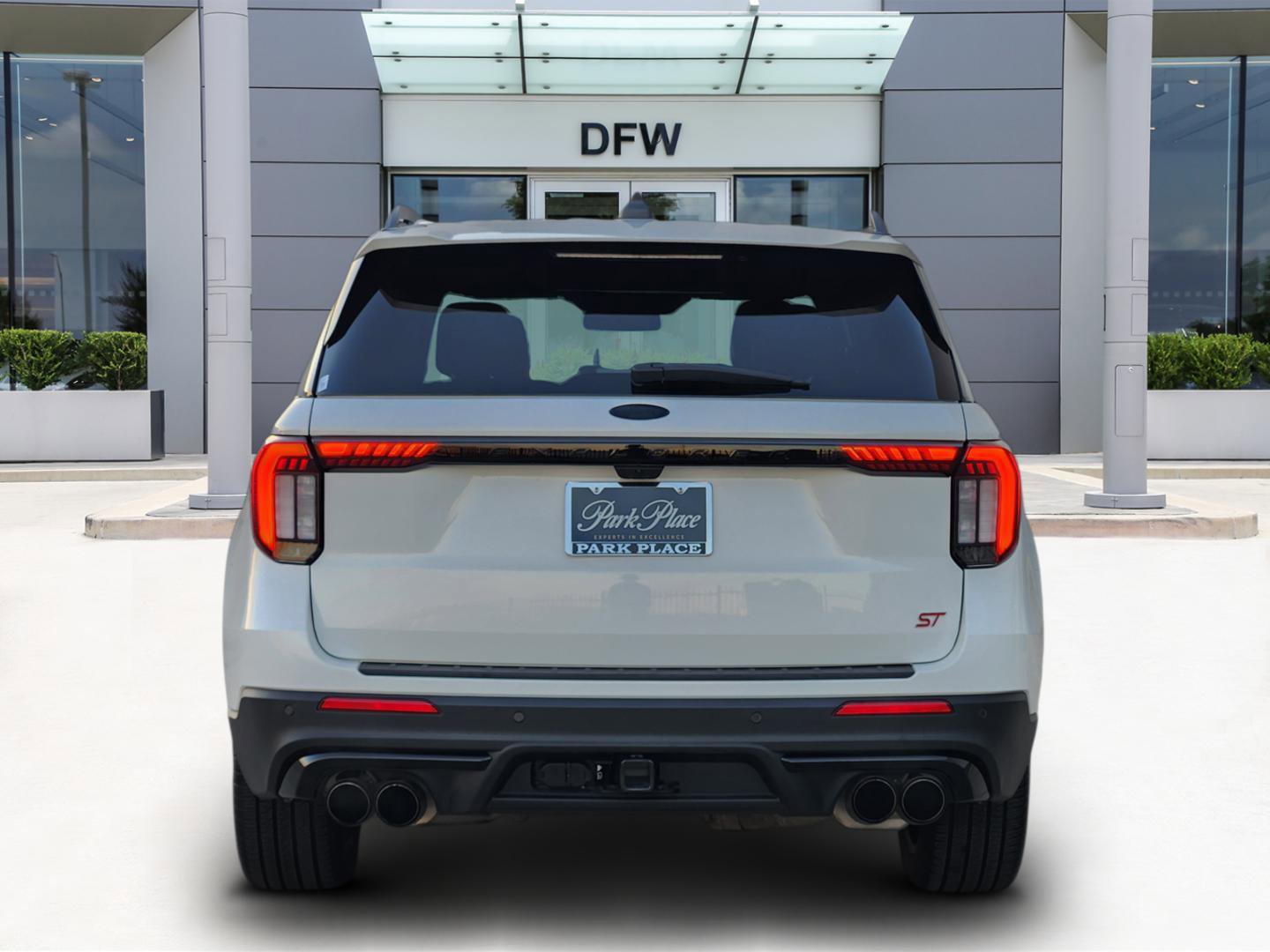 Used 2025 Ford Explorer ST w/ Sun And Sound Package image 6