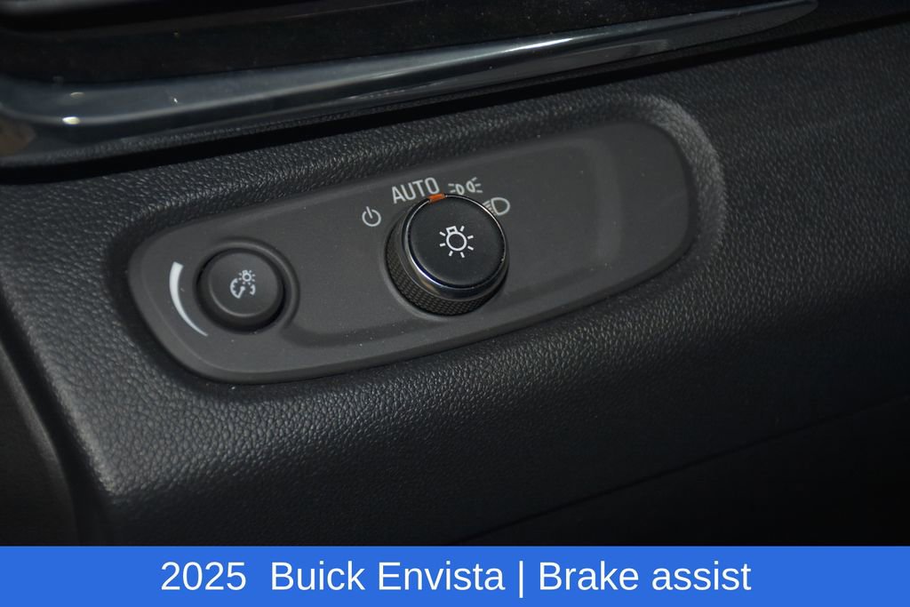Used 2025 Buick Envista Sport Touring FWD image 9