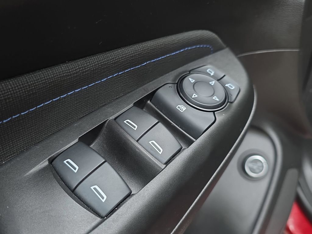 Used 2024 Buick Envista Sport Touring w/ Convenience I Package FWD image 23