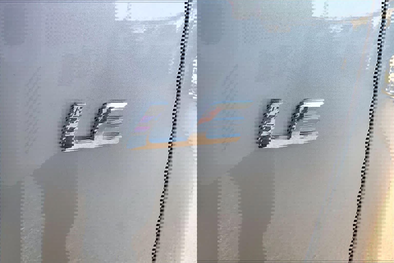 Used 2026 Toyota Corolla Cross LE image 9