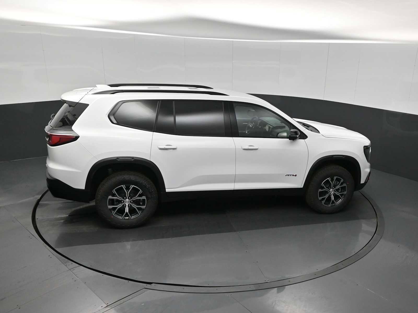 New 2026 GMC Acadia AT4 w/ Luxury Package image 17