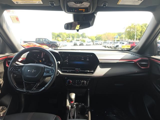 Used 2024 Chevrolet TrailBlazer RS w/ Driver Confidence Package AWD/4WD image 27