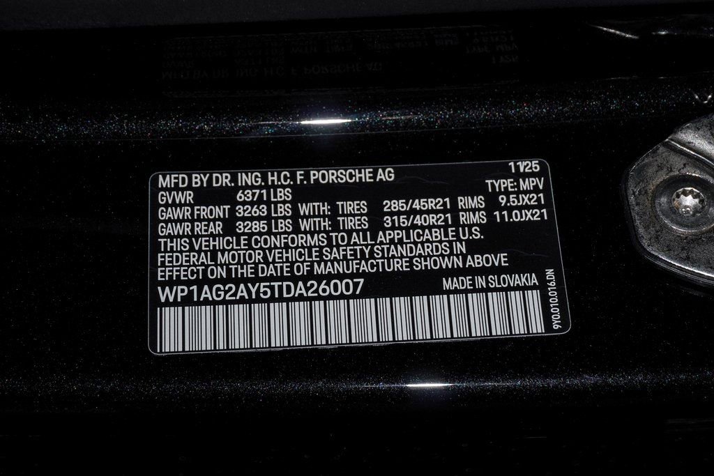 New 2026 Porsche Cayenne GTS image 30