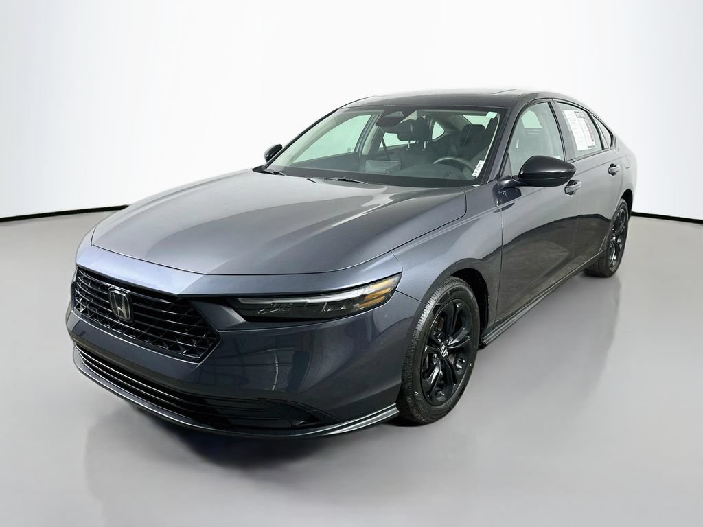 Used 2025 Honda Accord SE image 3
